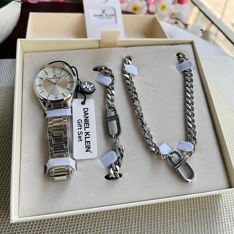 Daniel Klein Gift Set For Women With Silver Watch